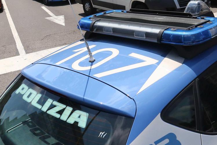 Violenza Sessuale Di Gruppo Nel Reggino Arrestati Tre Giovani Rsgg