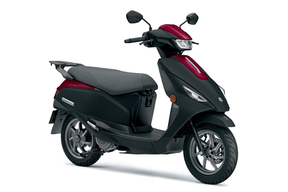 Suzuki Presenta In India Il Suo Primo Scooter Elettrico Dueruote Eijr