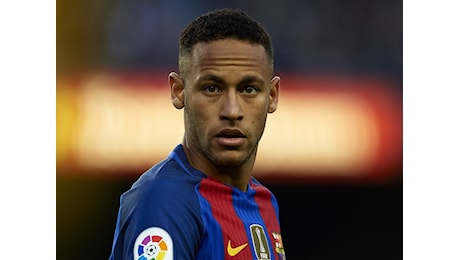 Neymar snobba il Pallone d'Oro: Non gioco per vincerlo