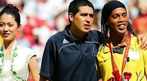 Giocare gratis per la Chapecoense: Ronaldinho e Riquelme ci pensano