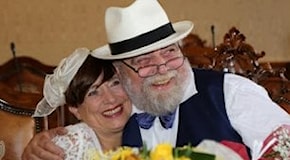 Claudio e Sonia, un amore senza tempo: si rivedono dopo 40 anni e si sposano