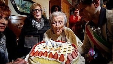 Verbania, la nonnina del mondo Emma Morano compie 117 anni