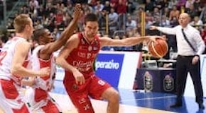 Basket, Milano cede a Reggio Emilia. Venezia sale a -2 dalla vetta