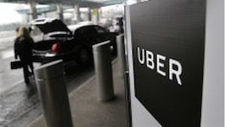 Linea dura dei tassisti: disertato l'incontro con Uber