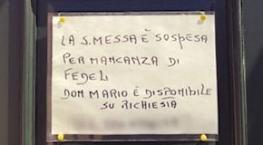 Venezia, sul portone della chiesa spunta un cartello: Niente messa, mancano i fedeli
