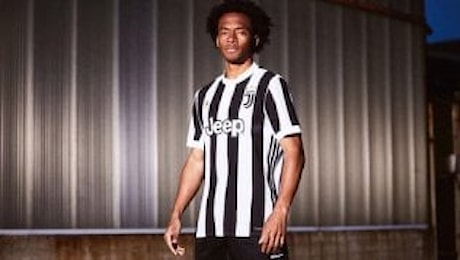 Gaffe per Cuadrado: svela su Twitter la nuova maglia della Juventus