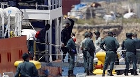 Migranti, l'arrivo della Aquarius a Valencia. La Spagna: Nessun regalo, restano ferme le regole d'asilo