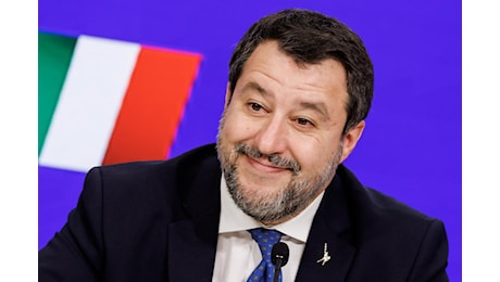 Sciopero, Salvini conferma riduzione: Non lascio gli italiani a piedi. Ncc pronti alla guerra