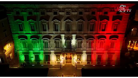 Giornata nazionale del made in Italy 2025, facciata di Palazzo Madama illuminata con Tricolore