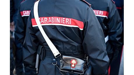 Morto a 15 anni, la mamma fa i nomi dei ragazzini che lo deridevano: s'indaga per istigazione al suicidio