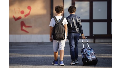 Tragedia nel napoletano: bimbo muore a scuola durante la ricreazione