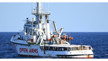 La vicenda Open Arms, dal braccio di ferro sul porto sicuro allo sbarco dei minori