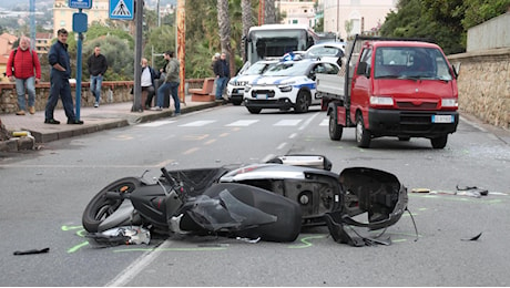 Sanremo, scontro in corso Mazzini: morto uno scooterista di 37 anni residente a Badalucco