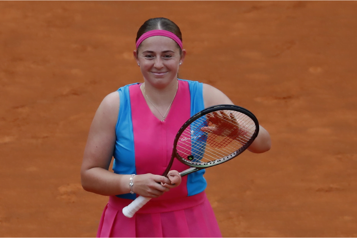 Swiatek, prosegue la bestia nera Ostapenko: la lettone vince a Stoccarda