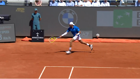 Berrettini, che passante con Fearnley! Il punto è incredibile