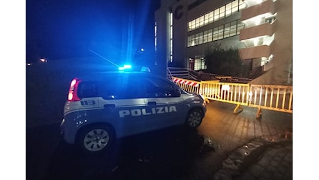 Albero caduto università Fisciano: il 25enne di Eboli ha passato la notte ma condizioni critiche