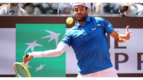 Berrettini supera in due set Fearnley ed infiamma il Centrale del Foro Italico
