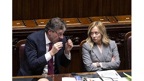 Giorgetti smentito di nuovo. Lite a destra per la tassa sulla casa