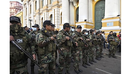 Bolivia, sventato golpe: arrestato generale che ha sfidato presidente