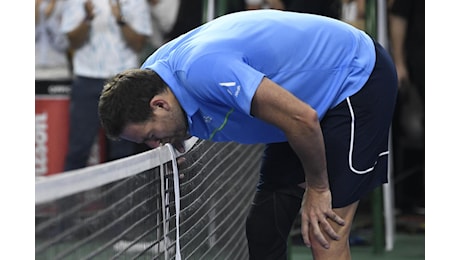 Tennis, Del Potro dice addio tra le lacrime nell'ultima esibizione con Djokovic