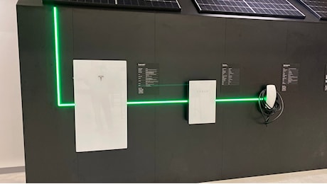 Tesla Powerwall 3, inverter ibrido e più potenza, eccolo in anteprima | Video