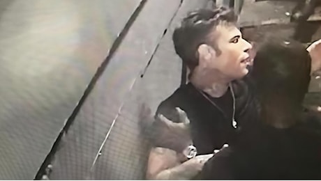 Le amicizie pericolose di Fedez. Dal raid punitivo ai selfie in yacht. Arrestato il suo bodyguard-ultrà