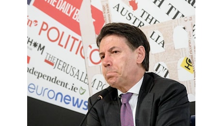 Gli ex accusano Conte: “Il flop è suo”