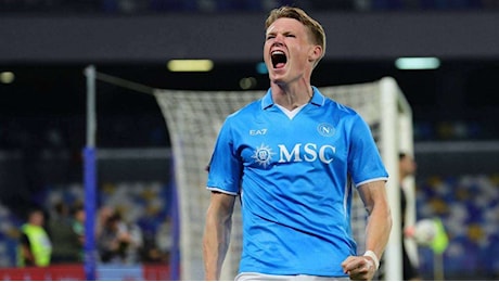 McTominay riavvicina il Napoli all’Inter: doppietta e record assoluto