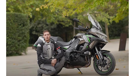 Kawasaki Versys 1100 SE 2025: test e prezzo della traveller giapponese