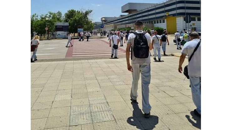 Stellantis Melfi: ora sono in tanti gli operai che vogliono andarsene - Basilicata24 Stellantis Melfi: ora sono in tanti gli operai che vogliono andarsene - Basilicata24