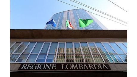 Salis, caos in Consiglio Regionale Lombardia su debiti casa con Ater