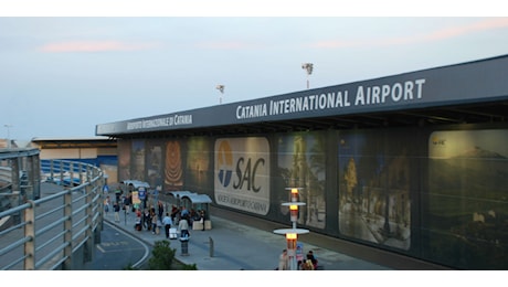 Aeroporto di Catania chiuso per la cenere, ecco i voli dirottati a Palermo e Trapani