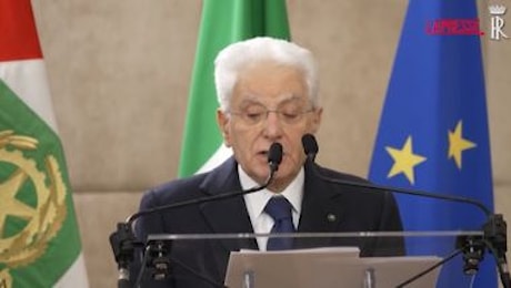 Mattarella: Alcuni paesi ostili manipolano informazioni