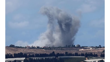 Guerra Medioriente, mezzi israeliani vicini alle forze di pace Unifil nel sud del Libano