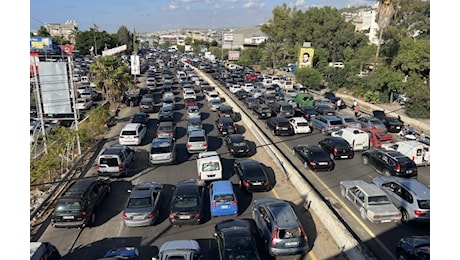 Guerra in Libano: circa 100mila sfollati siriani e libanesi in fuga verso la Siria.