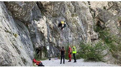 Alpinisti non rientrano: scattano le ricerche