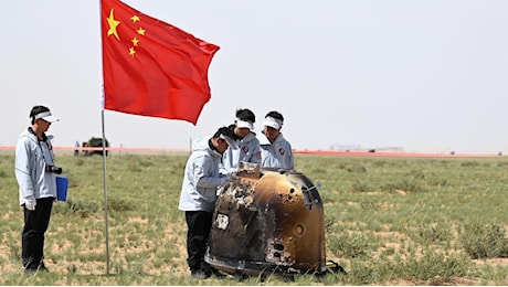 Rientrata la sonda cinese Chang'e-6, la prima ad atterrare sul lato nascosto della Luna