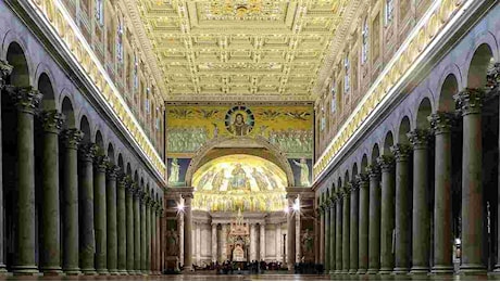 Giubileo, aperta la Porta Santa di San Paolo Fuori le Mura