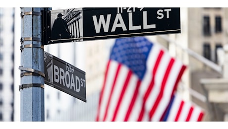 Wall Street apre in altalena, Dj -0,35%, Nasdaq +0,40%