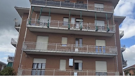 Alloggio affittato a centinaia di persone, maxi truffa sulla casa a Santena