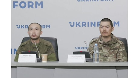 L'Ucraina mostra i due soldati cinesi che combattevano con i russi