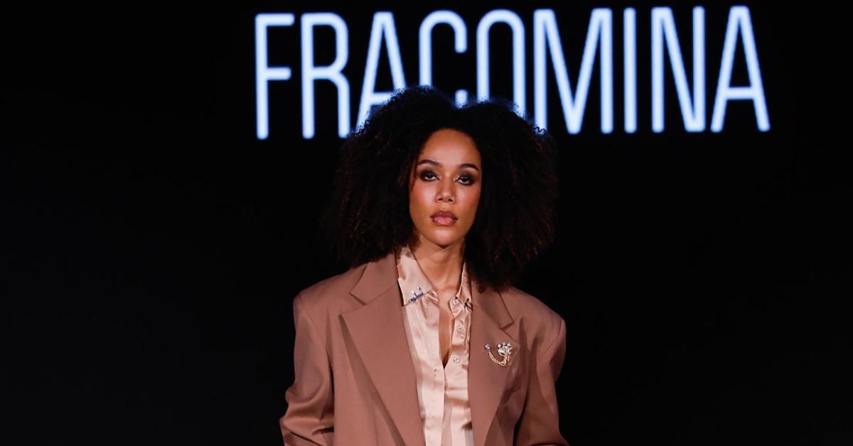 Fracomina Lights Up Milano Fashion Week with 90s Aesthetic and Innovative Style