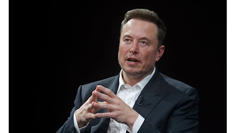 UE accusa Elon Musk: X inganna gli utenti e viola le norme sui contenuti online