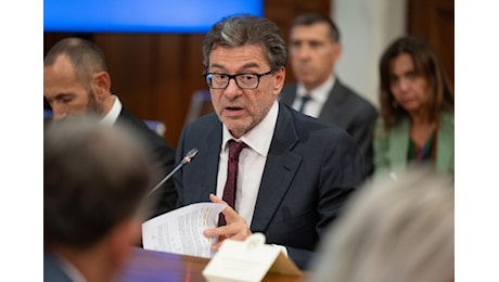 Manovra, Giorgetti: Chiederà sacrifici a tutti