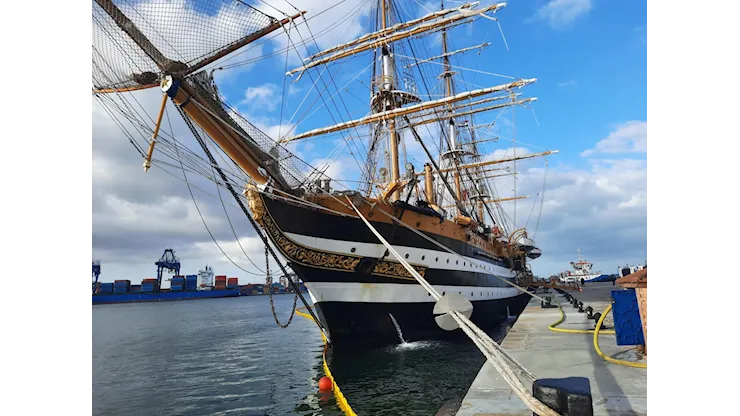 Nave Amerigo Vespucci a Ortona: come prenotare le visite