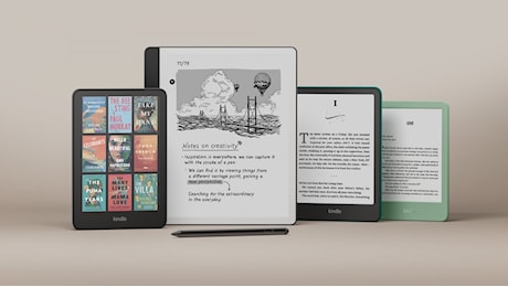 Il primo Kindle a colori è ufficiale: Amazon lo ha svelato davvero, insieme a 3 nuovi modelli