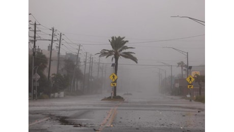 Uragano Helene in Florida, morti, devastazione e cittadini in fuga