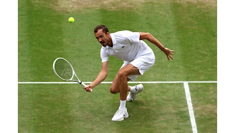Wimbledon - Medvedev ha rischiato la squalifica durante il match contro Alcaraz
