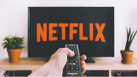 Netflix aumenta (di nuovo) i prezzi: il Premium arriva a 20 euro ma è più caro anche quello con pubblicità