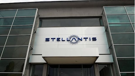 Stellantis nel 2025 chiuderà la fabbrica di furgoni a Luton